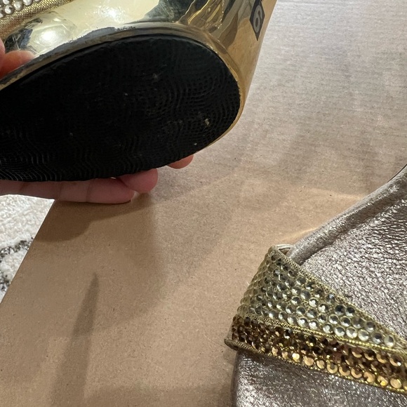 Sandals - Picture 7 of 13